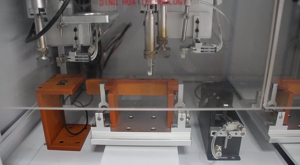 CCD視覺(jué)全自動(dòng)拖焊機