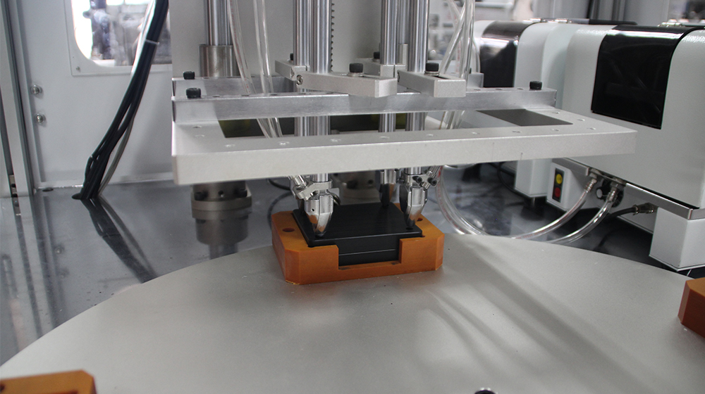 多頭自動(dòng)鎖螺絲機